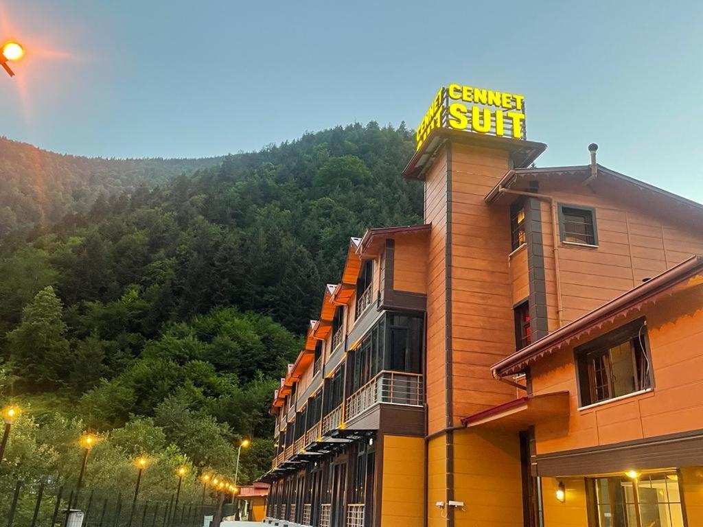 Cennet Suit Otel Uzungöl Exterior foto