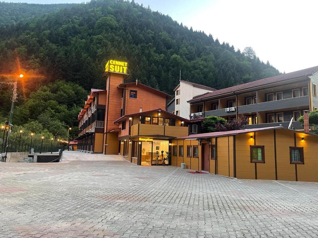 Cennet Suit Otel Uzungöl Exterior foto
