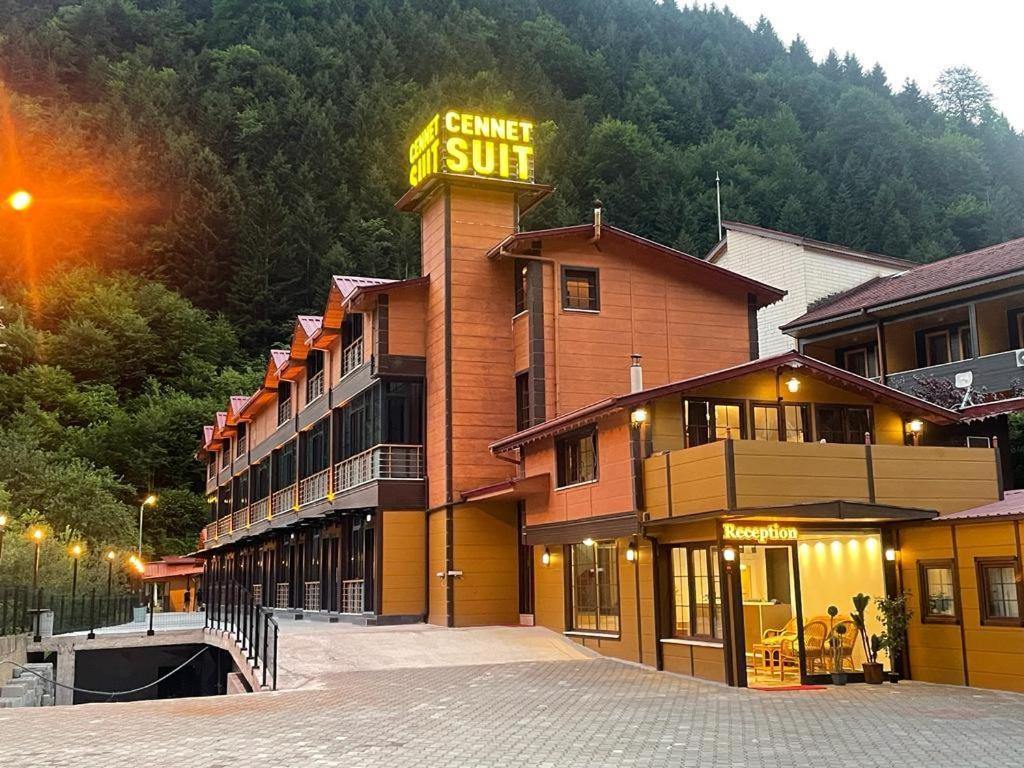 Cennet Suit Otel Uzungöl Exterior foto